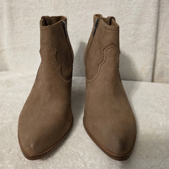 Frye Rory Western Leather Ankle Booties Women's Size 9 - Picture 1 of 12
